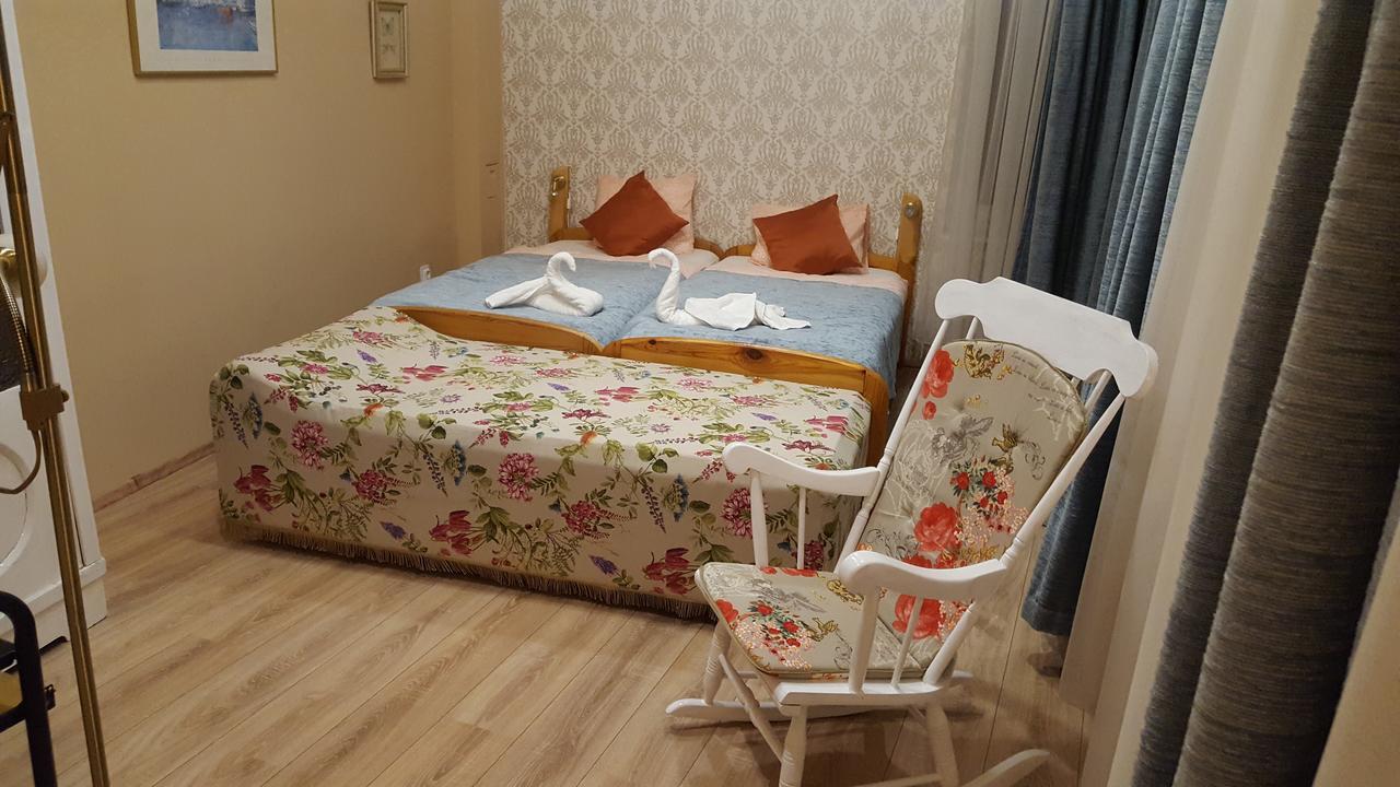 Hangulat Vendeghaz Apartmanok Oroshaza Exterior photo