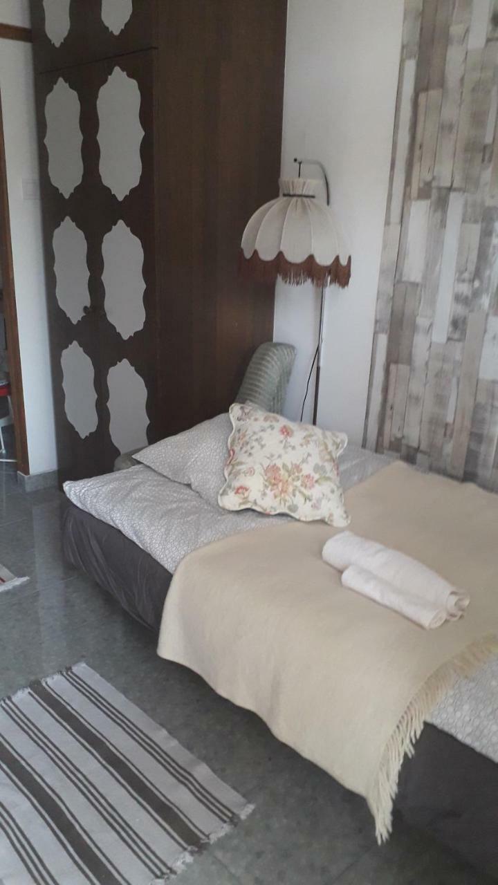 Hangulat Vendeghaz Apartmanok Oroshaza Exterior photo